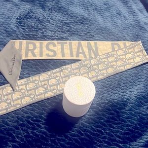 Dior wrappy
